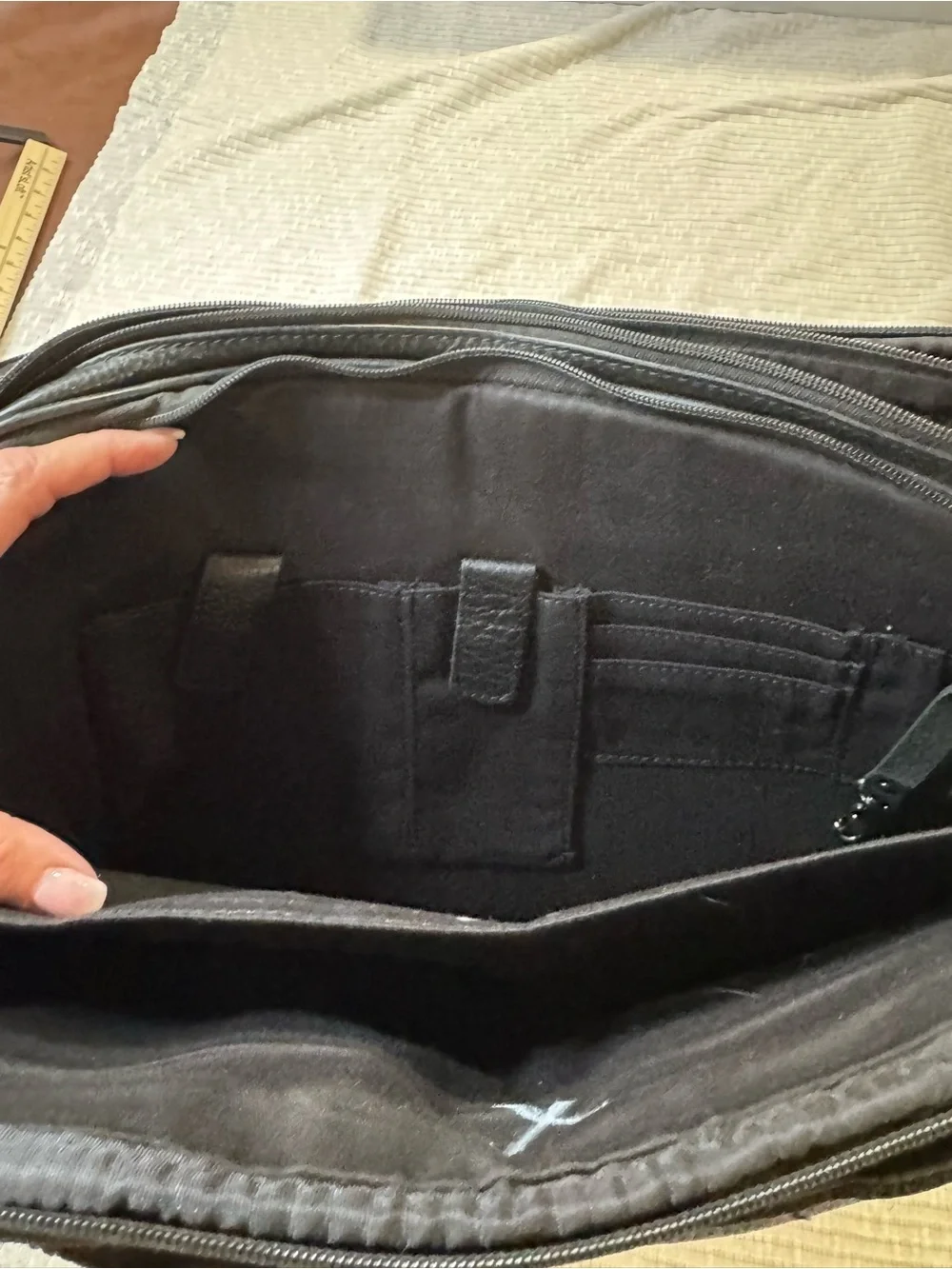 Vintage LL Bean Black Pebbled Leather Laptop Briefcase Messenger Bag Expandable